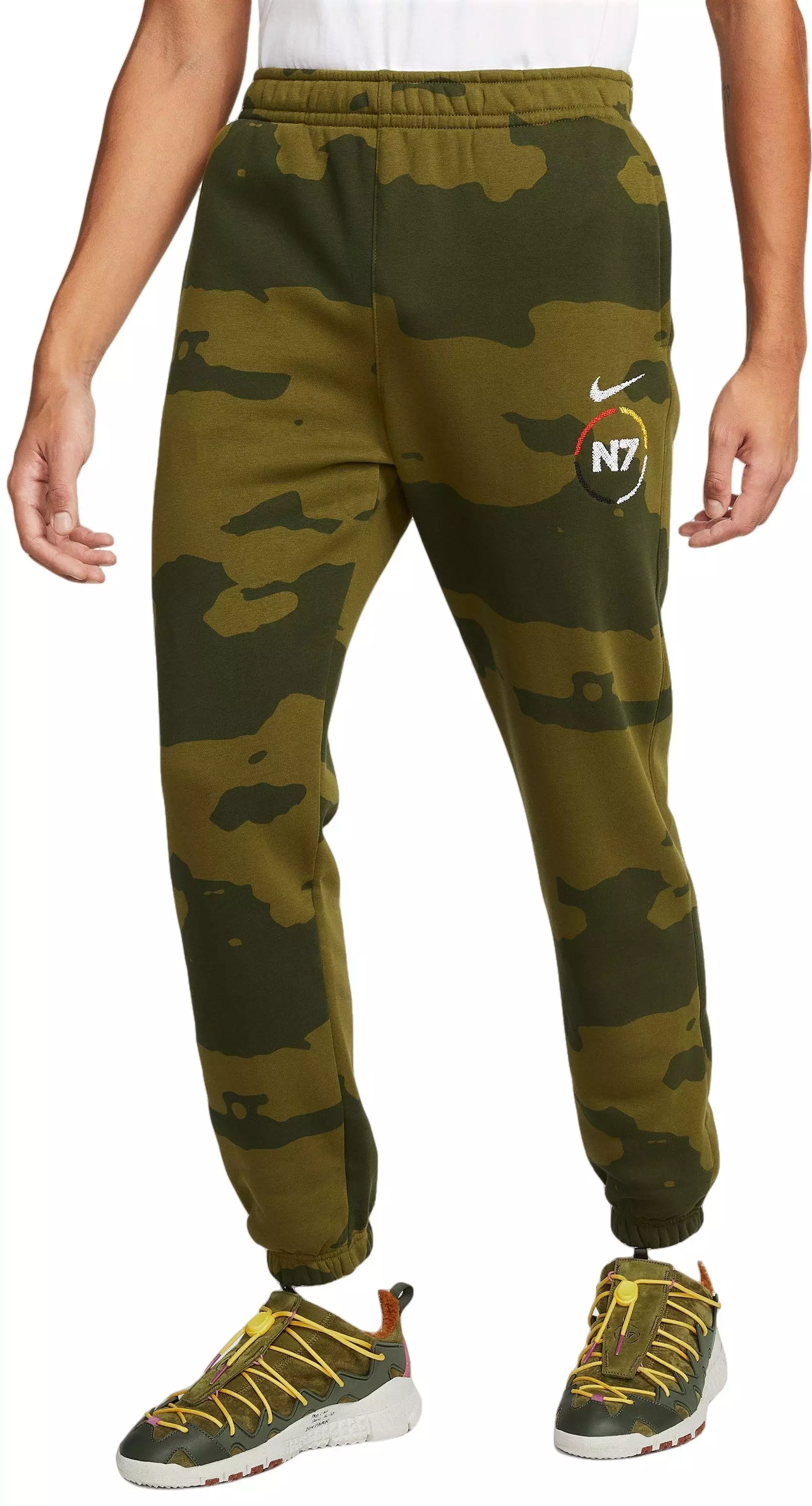 Nike men's sportswear online club fleece camo joggers